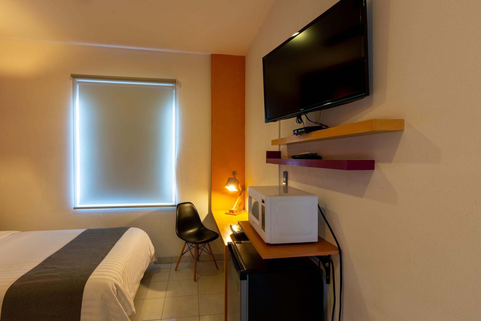Hotel Mexico Inn Express Σαλαμάνκα Εξωτερικό φωτογραφία