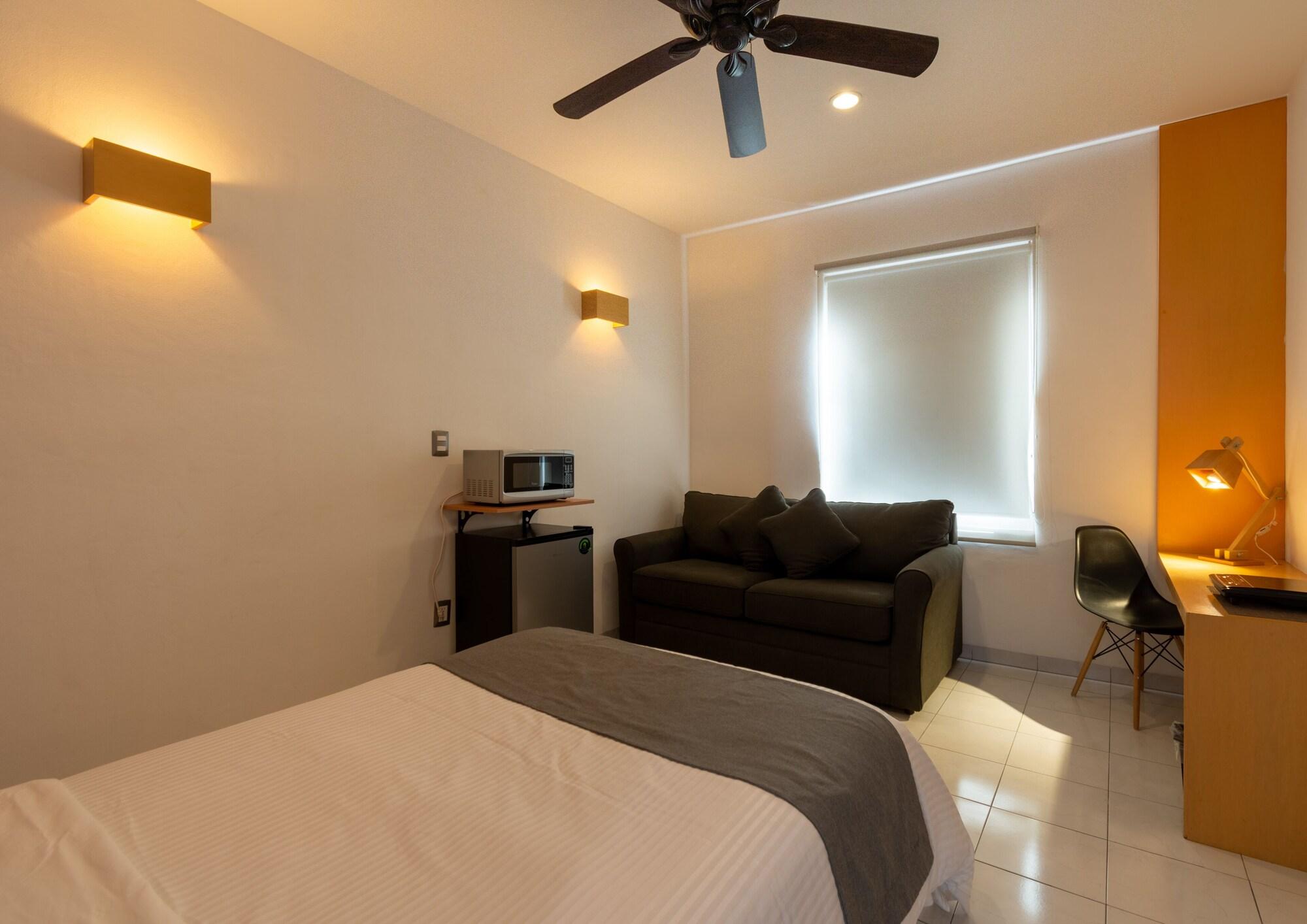 Hotel Mexico Inn Express Σαλαμάνκα Εξωτερικό φωτογραφία