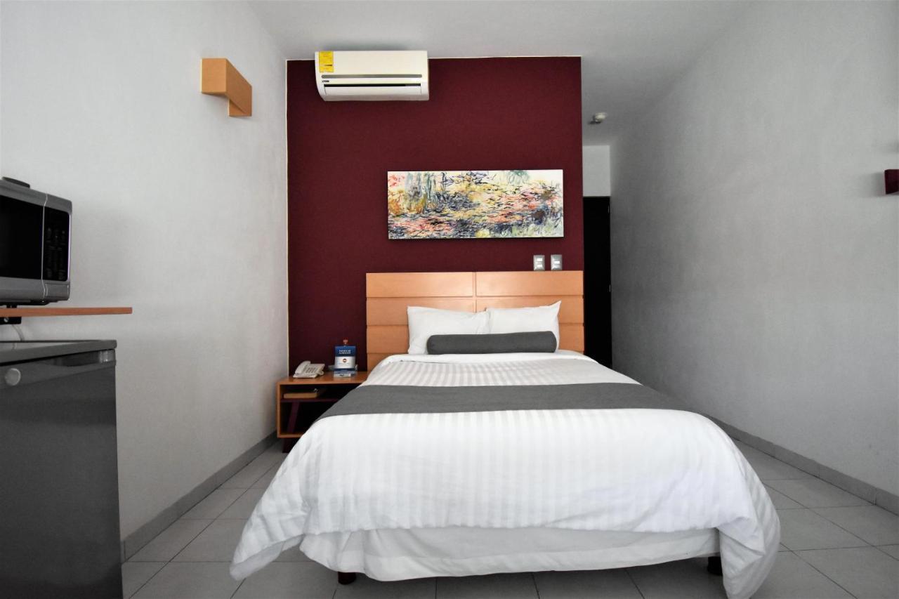 Hotel Mexico Inn Express Σαλαμάνκα Εξωτερικό φωτογραφία
